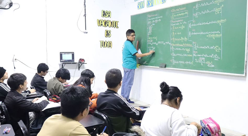 Grupo de estudio Nostradamus, 15 años formando a futuros ingenieros de la UNI, Universidad Nacional de Ingeniería, con los mejores profesionales