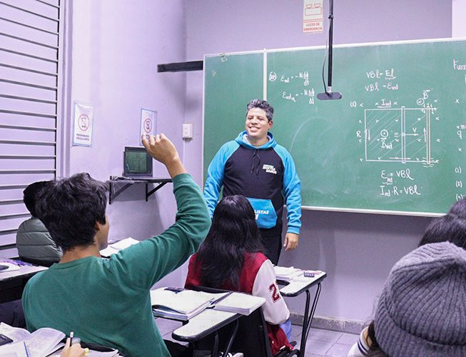 Grupo de estudio Nostradamus, 15 años formando a futuros ingenieros de la UNI, Universidad Nacional de Ingeniería, con los mejores profesionales